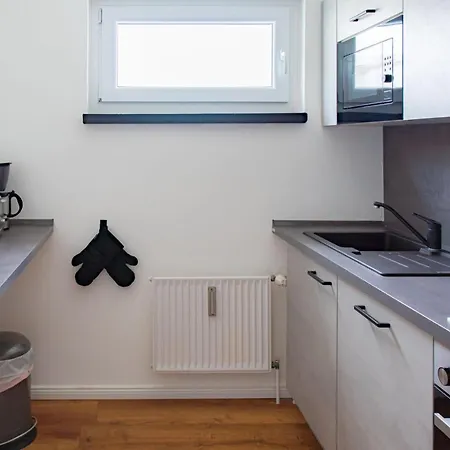 Haus Shiralee - Warnemuende