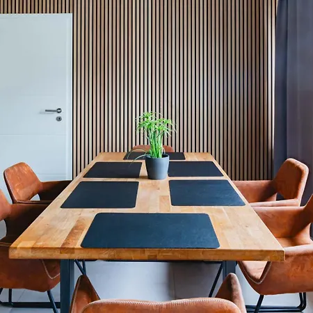 Haus Shiralee - Warnemuende * Росток