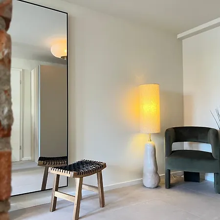 Haus Shiralee - Warnemuende Apartment *