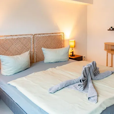Haus Shiralee - Warnemuende Apartment Rostock