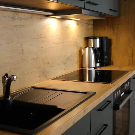 Haus Shiralee - Warnemuende *