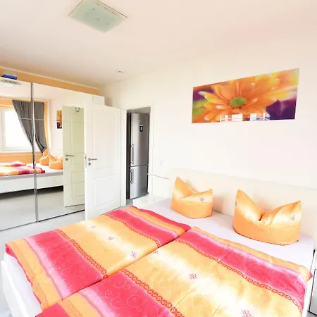 Апартаменты Haus Shiralee - Warnemuende Росток