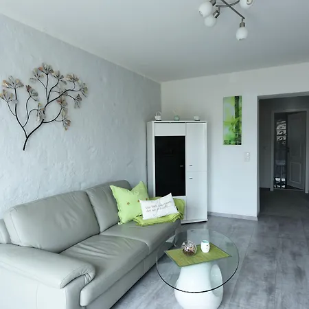 Haus Shiralee - Warnemuende