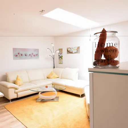 Haus Shiralee - Warnemuende Росток