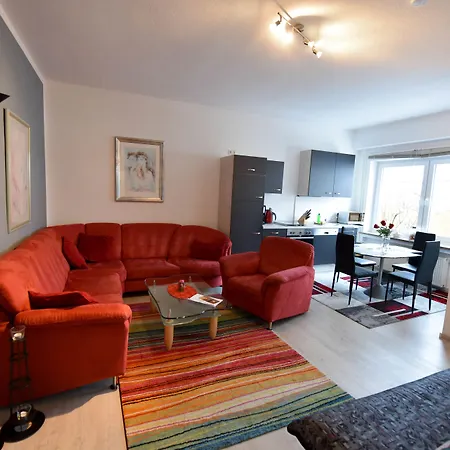 Haus Shiralee - Warnemuende *