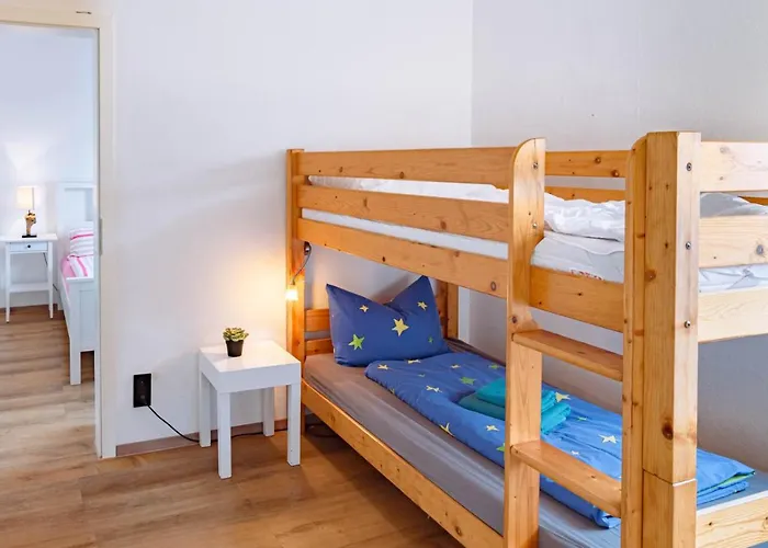 Haus Shiralee - Warnemuende *