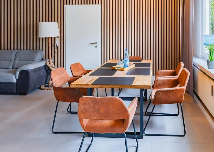 Haus Shiralee - Warnemuende *