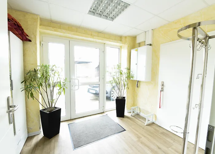 Haus Shiralee - Warnemuende Apartament *