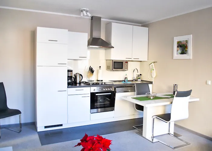 Haus Shiralee - Warnemuende *