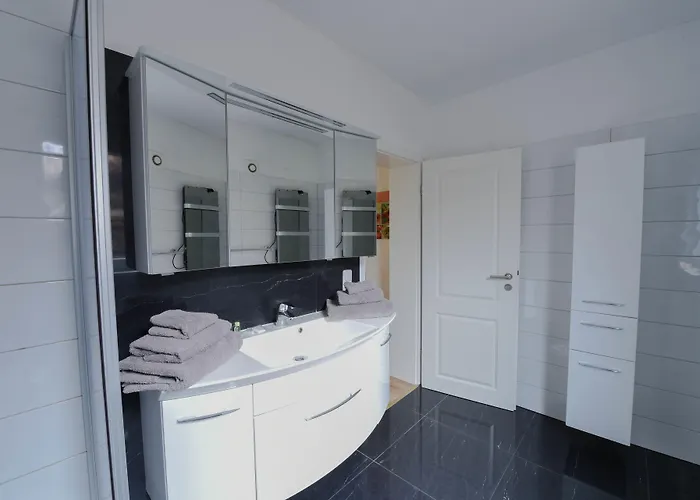 Haus Shiralee - Warnemuende * Rostock